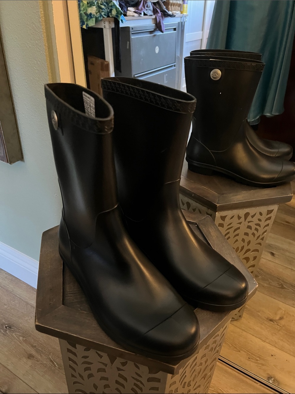 1 hour sale. UGG Black Short Rain Boots - Waterproof Pull-On Style